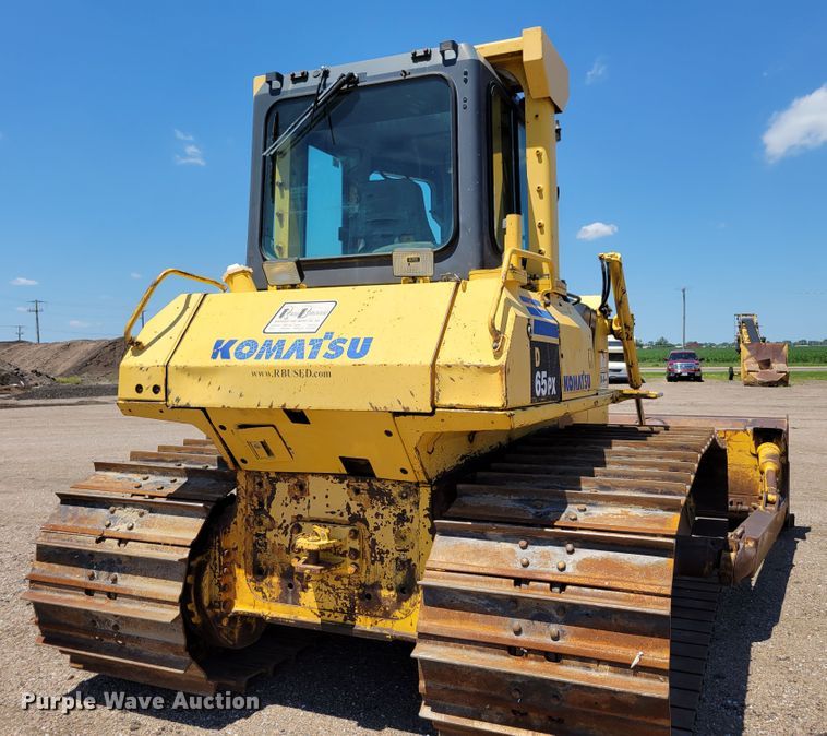 image for item DM2352 2004 Komatsu D65PX-15  dozer