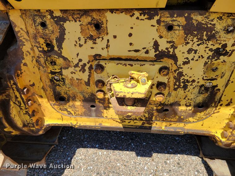 image for item DM2352 2004 Komatsu D65PX-15  dozer