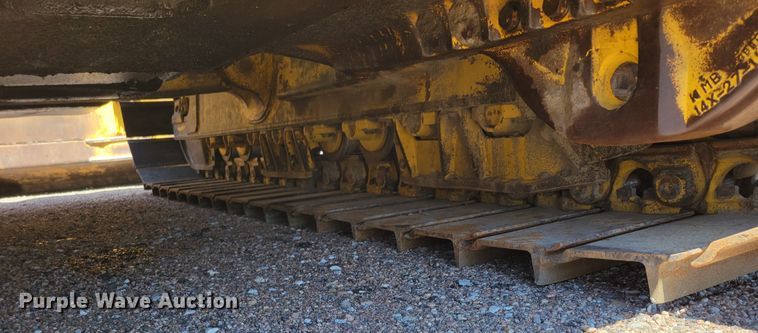 image for item DM2352 2004 Komatsu D65PX-15  dozer