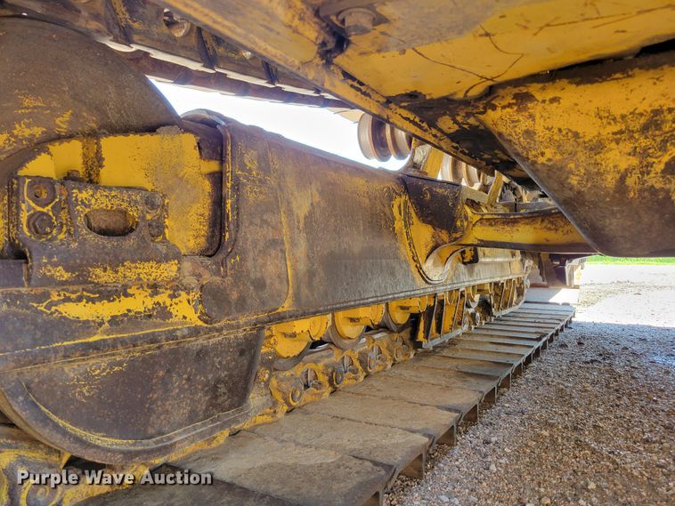 image for item DM2352 2004 Komatsu D65PX-15  dozer