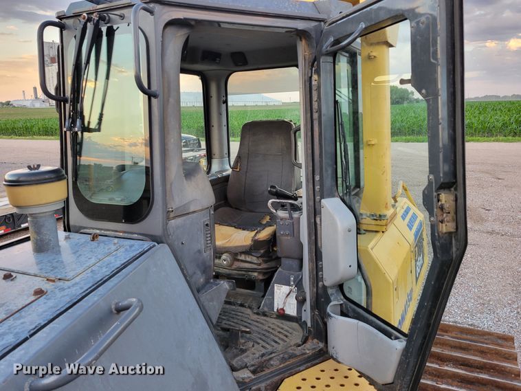 image for item DM2352 2004 Komatsu D65PX-15  dozer