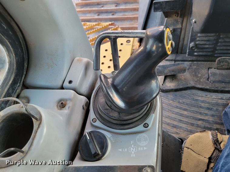 image for item DM2352 2004 Komatsu D65PX-15  dozer