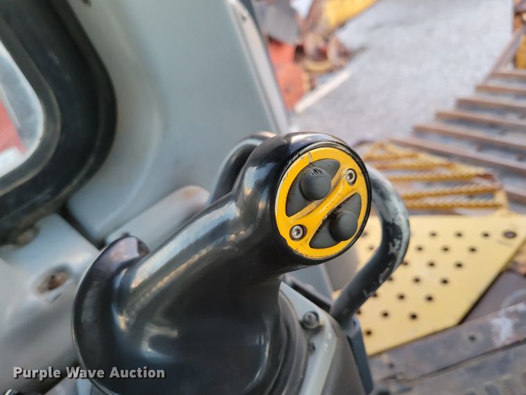 image for item DM2352 2004 Komatsu D65PX-15  dozer