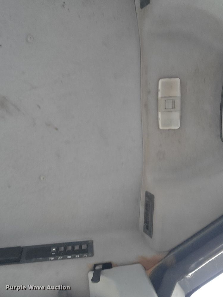 image for item DM2352 2004 Komatsu D65PX-15  dozer