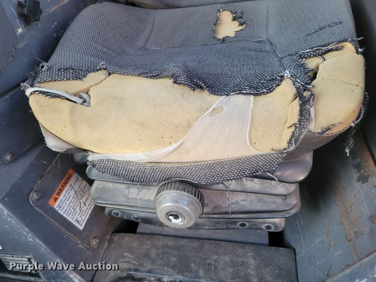 image for item DM2352 2004 Komatsu D65PX-15  dozer