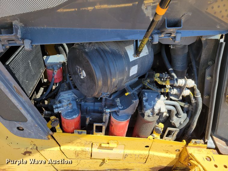 image for item DM2352 2004 Komatsu D65PX-15  dozer