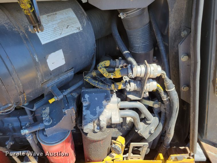 image for item DM2352 2004 Komatsu D65PX-15  dozer