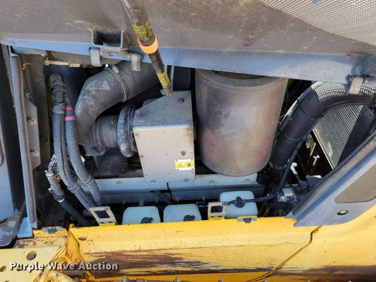 image for item DM2352 2004 Komatsu D65PX-15  dozer