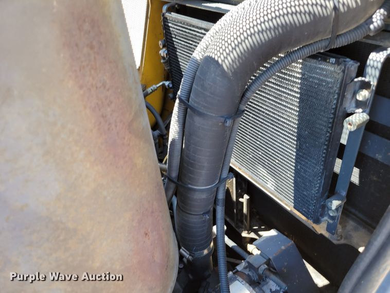 image for item DM2352 2004 Komatsu D65PX-15  dozer