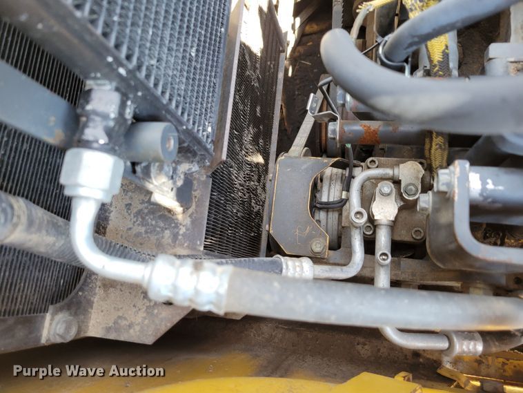 image for item DM2352 2004 Komatsu D65PX-15  dozer