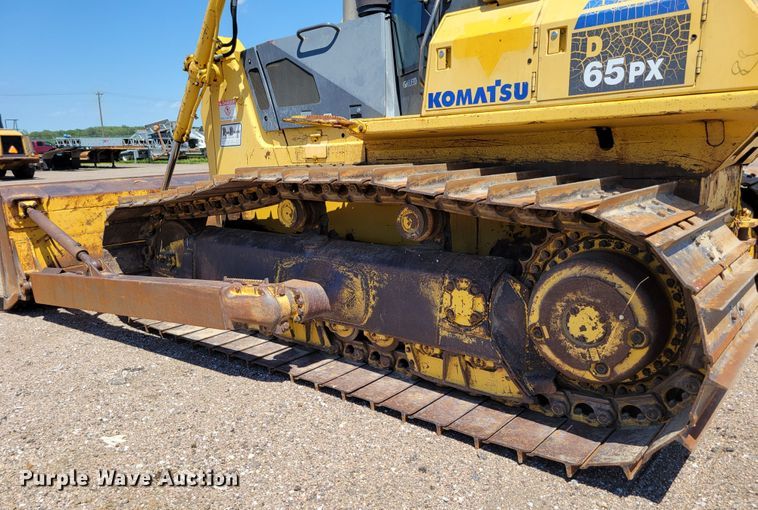 image for item DM2352 2004 Komatsu D65PX-15  dozer