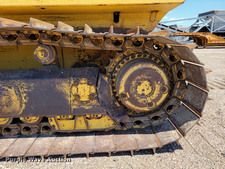 image for item DM2352 2004 Komatsu D65PX-15  dozer
