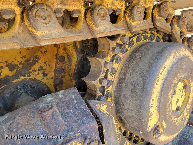 image for item DM2352 2004 Komatsu D65PX-15  dozer
