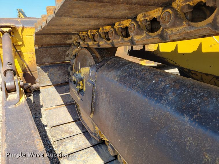 image for item DM2352 2004 Komatsu D65PX-15  dozer