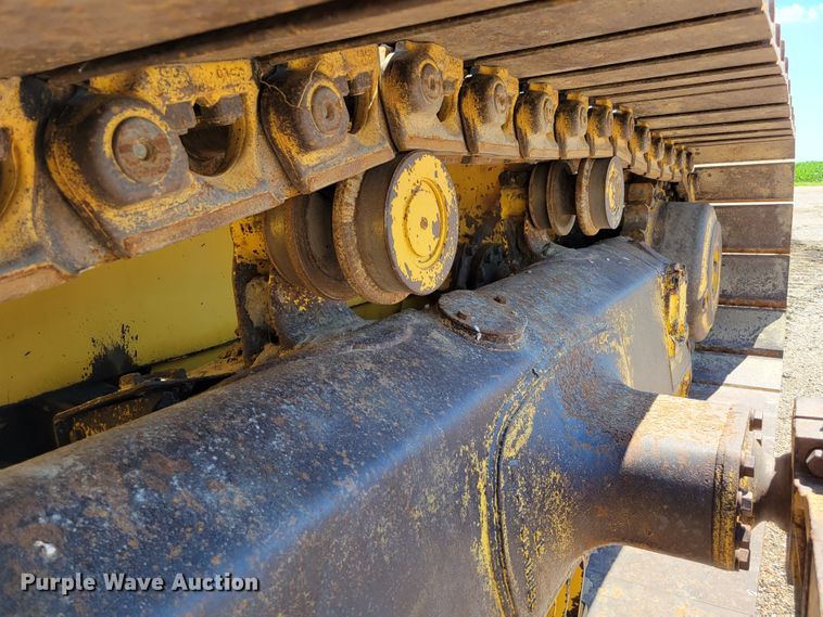 image for item DM2352 2004 Komatsu D65PX-15  dozer