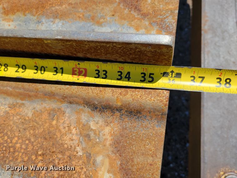 image for item DM2352 2004 Komatsu D65PX-15  dozer