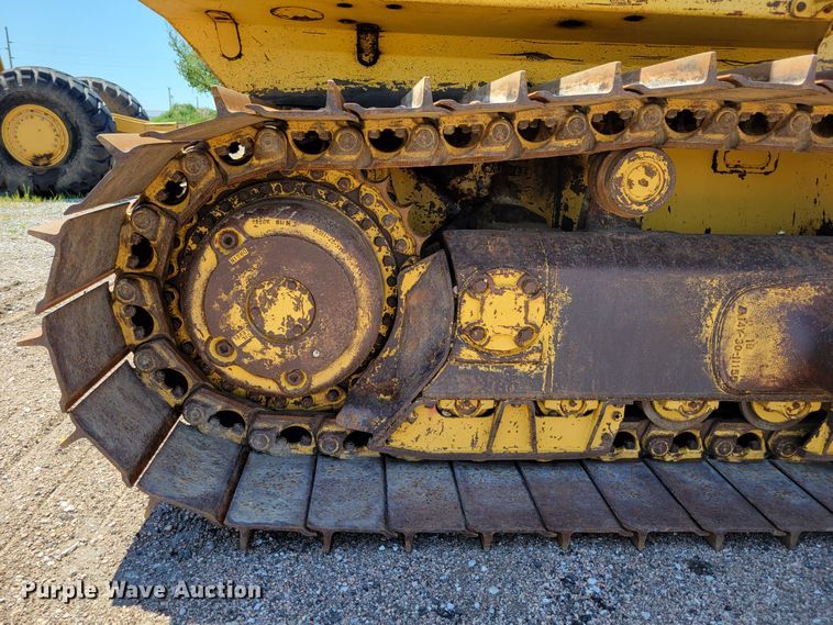 image for item DM2352 2004 Komatsu D65PX-15  dozer