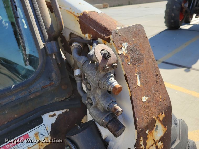 image for item DM2378 2008 Bobcat S250  skid steer loader