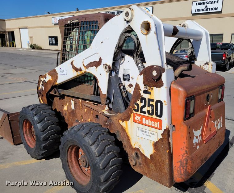 image for item DM2378 2008 Bobcat S250  skid steer loader