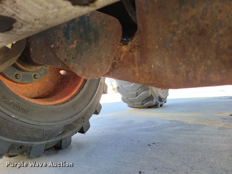 image for item DM2378 2008 Bobcat S250  skid steer loader