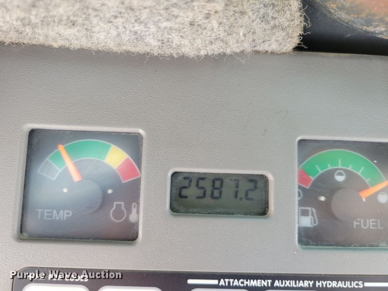 image for item DM2378 2008 Bobcat S250  skid steer loader