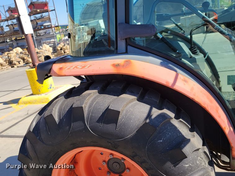 image for item DM2379 Kubota L4240  MFWD tractor