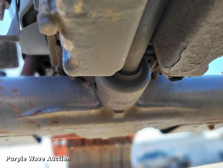 image for item DM2379 Kubota L4240  MFWD tractor