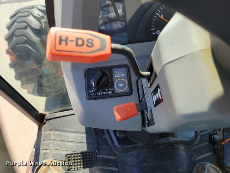 image for item DM2379 Kubota L4240  MFWD tractor