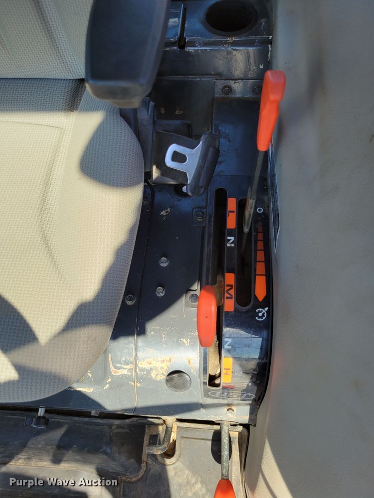 image for item DM2379 Kubota L4240  MFWD tractor