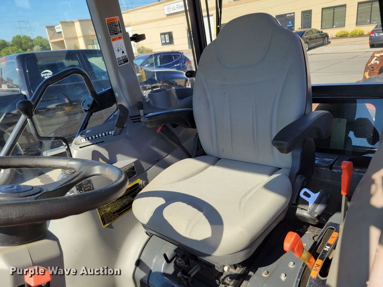 image for item DM2379 Kubota L4240  MFWD tractor