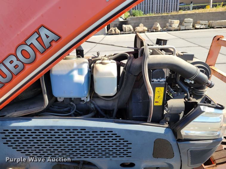 image for item DM2379 Kubota L4240  MFWD tractor