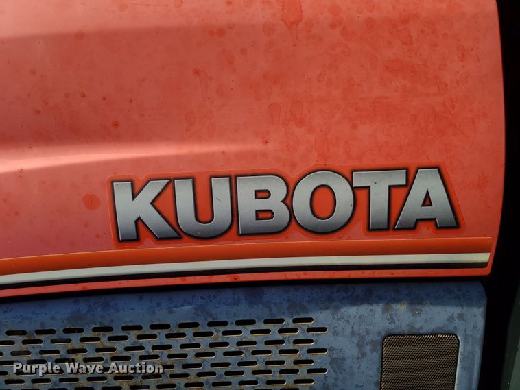 image for item DM2379 Kubota L4240  MFWD tractor