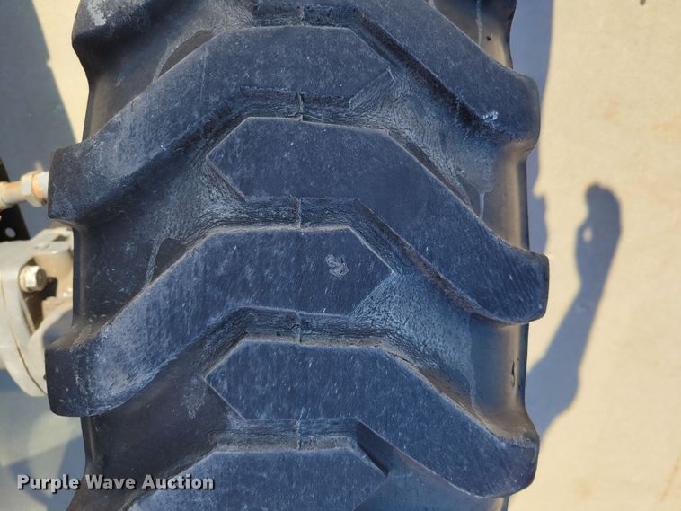 image for item DM2379 Kubota L4240  MFWD tractor