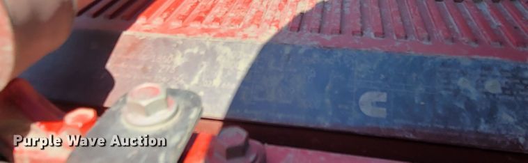 image for item DM4181 2015 Kenworth T880  semi truck