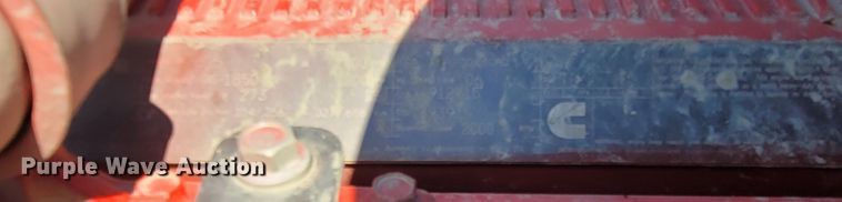 image for item DM4181 2015 Kenworth T880  semi truck