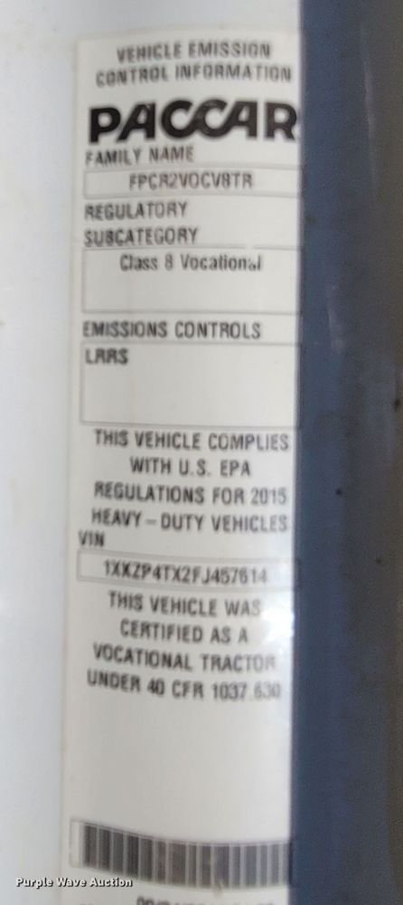 image for item DM4181 2015 Kenworth T880  semi truck