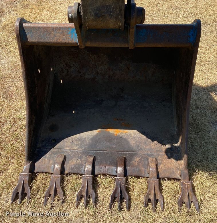 image for item DM4222 2003 Bobcat 442  mini excavator