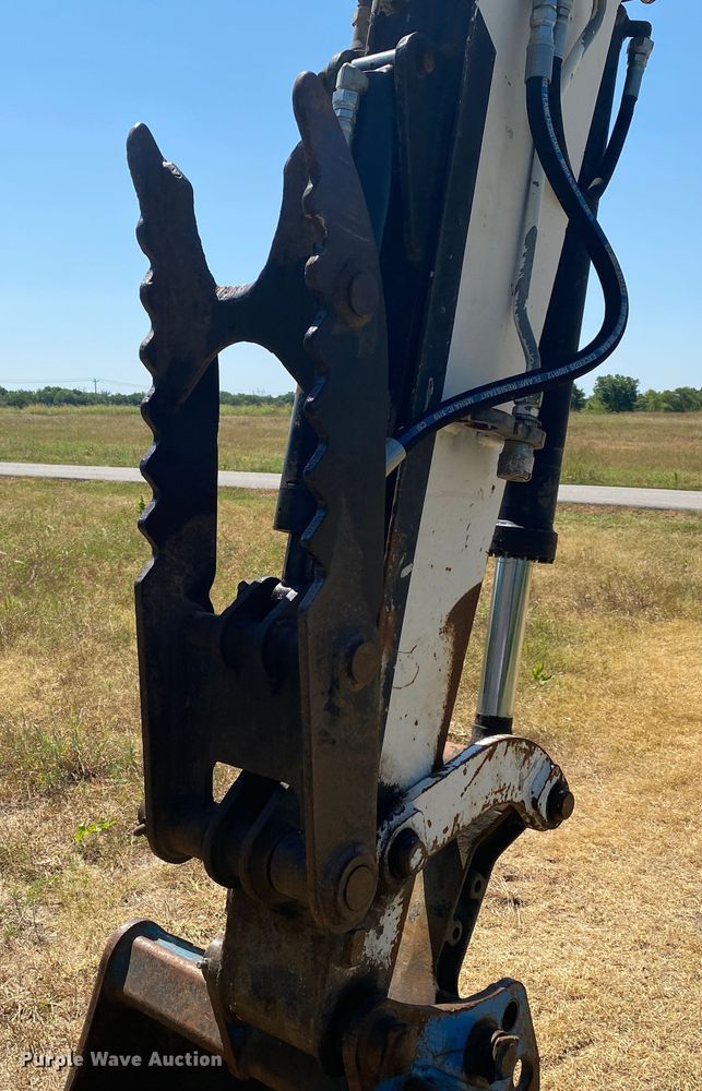 image for item DM4222 2003 Bobcat 442  mini excavator