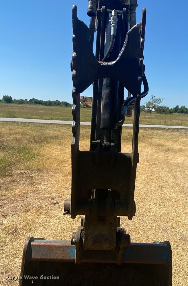 image for item DM4222 2003 Bobcat 442  mini excavator