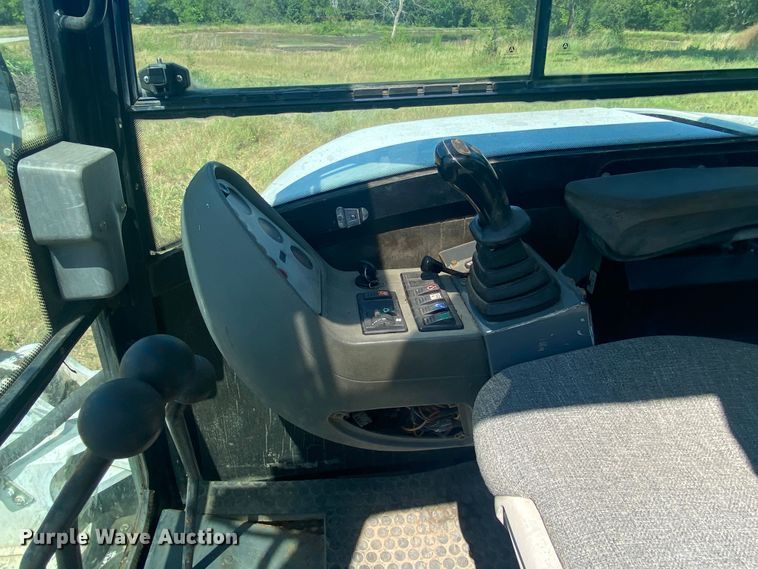 image for item DM4222 2003 Bobcat 442  mini excavator