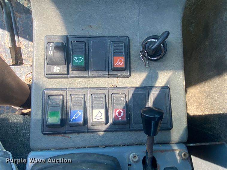 image for item DM4222 2003 Bobcat 442  mini excavator