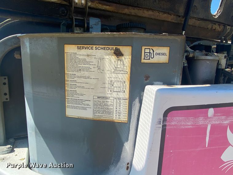 image for item DM4222 2003 Bobcat 442  mini excavator