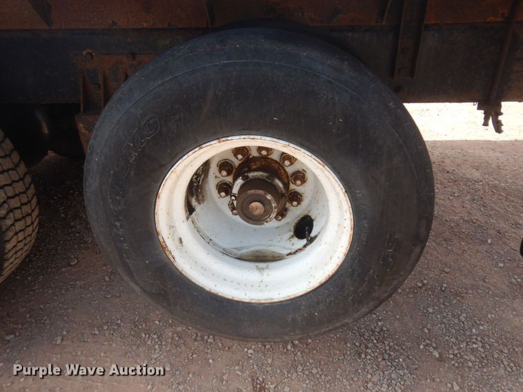 image for item DM5427 2000 Sterling L-Line  crane truck