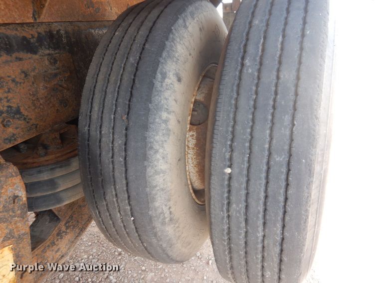 image for item DM5427 2000 Sterling L-Line  crane truck