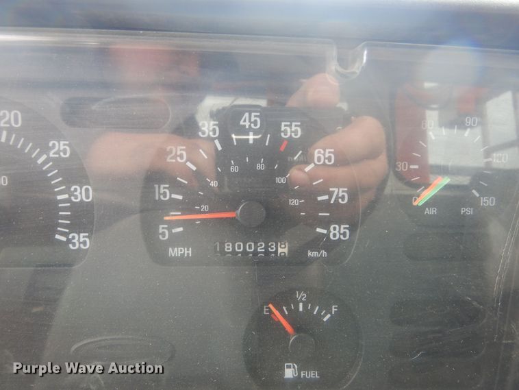 image for item DM5427 2000 Sterling L-Line  crane truck