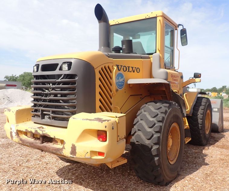 image for item DN0469 2005 Volvo L90E  wheel loader