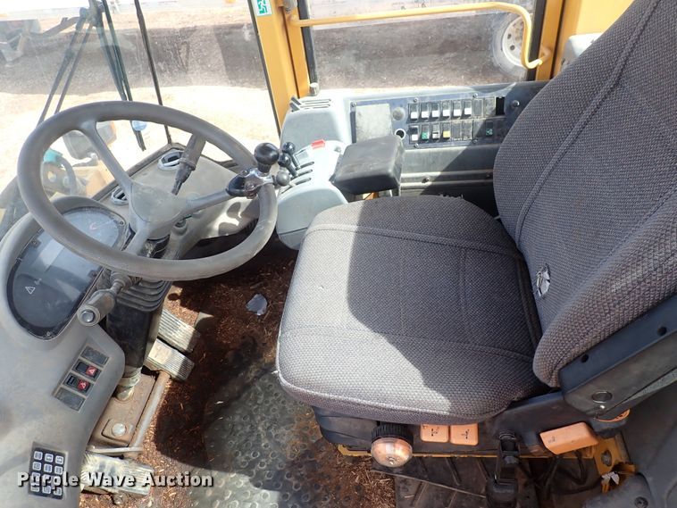 image for item DN0469 2005 Volvo L90E  wheel loader