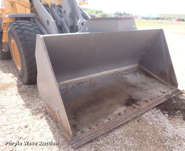 image for item DN0469 2005 Volvo L90E  wheel loader