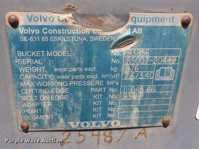 image for item DN0469 2005 Volvo L90E  wheel loader