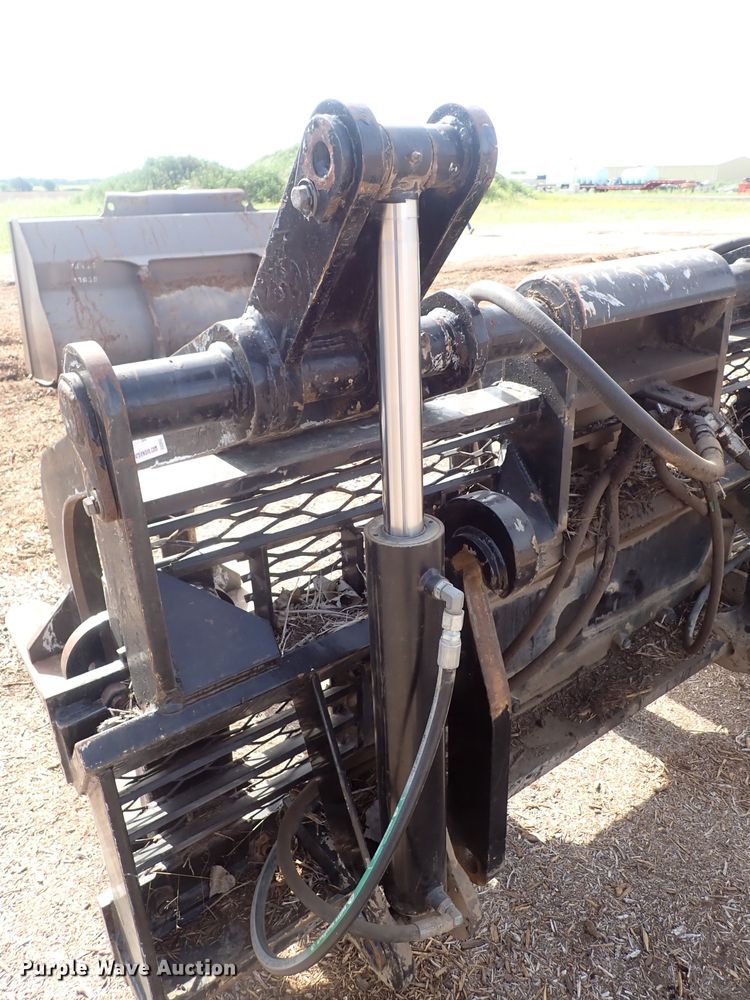 image for item DN0473 Grapple forks